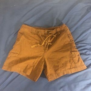 White Stag size 14 brown cargo shorts with belt ribbon and pockets with buttons